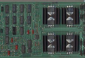 R18230000
